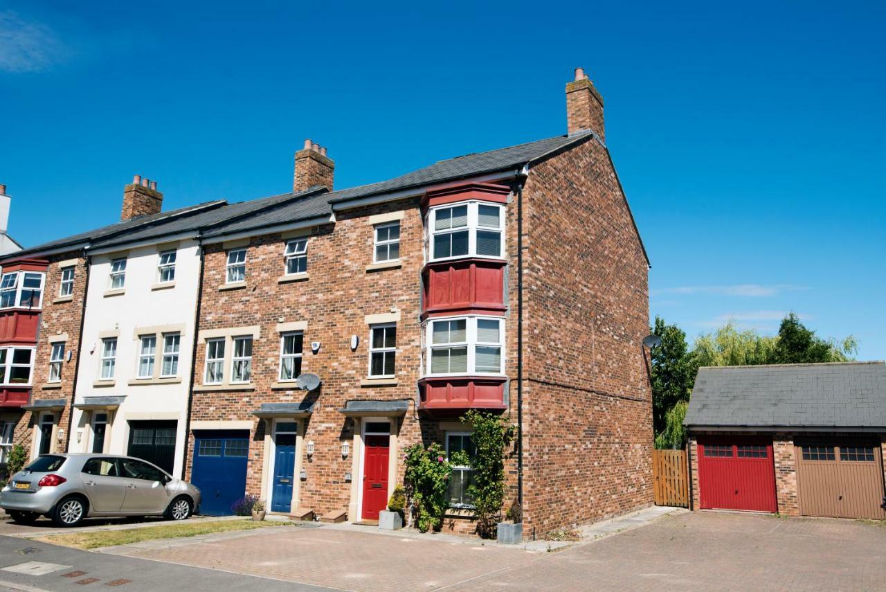 Kirkwood Drive Villa Durham Exteriör bild